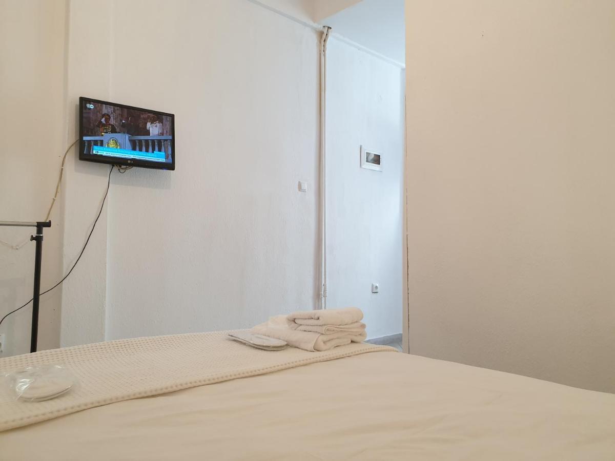 Central Studio Kavala* 外观 照片